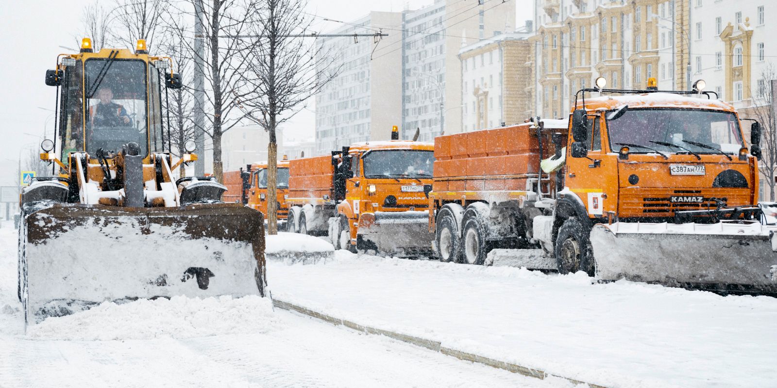 Более 28 миллионов кубометров снега вывезли с московских улиц за неделю