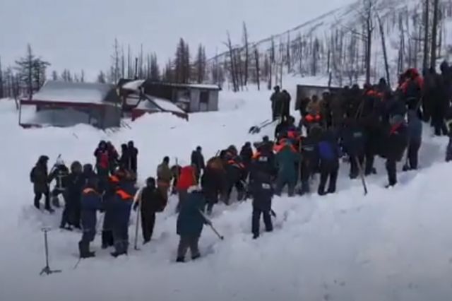 В Норильске объявят день траура из-за гибели людей после схода лавины