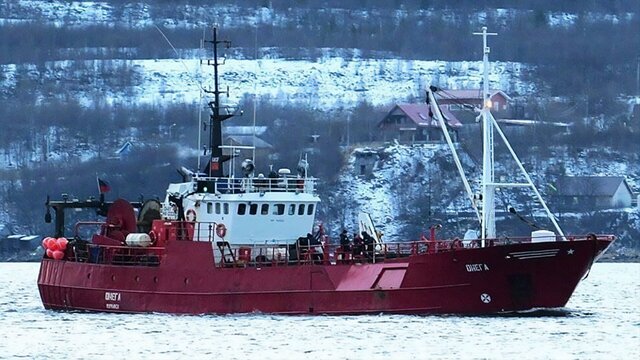 В Баренцевом море затонул траулер «Онега». 17 моряков пропали без вести — они оказались в воде в 20-градусный мороз