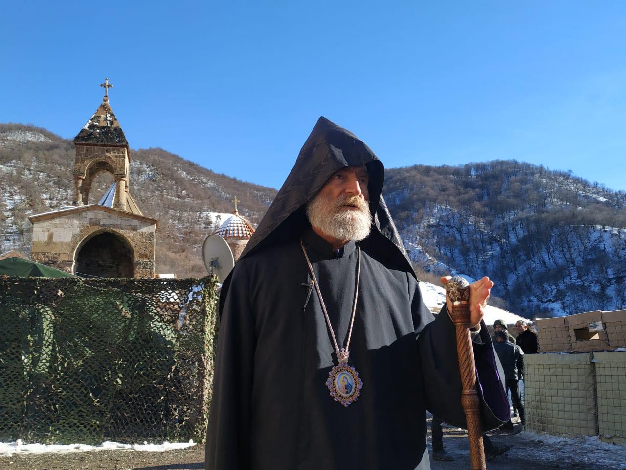 Архиепископ Паргев Мартиросян: «Люди венчаются – значит есть надежда»